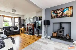 27 Hillsborough RoadImage 12