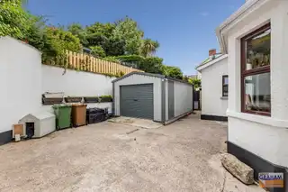 27 Hillsborough RoadImage 26