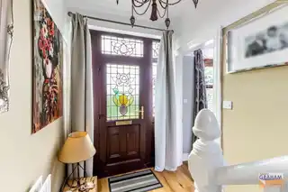 27 Hillsborough RoadImage 5
