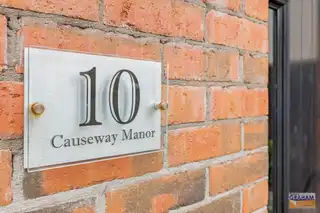 10 Causeway ManorImage 3