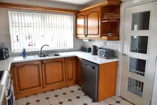 24 TemplemoyleImage 11