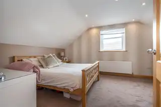 22 Hollybank ParkImage 34