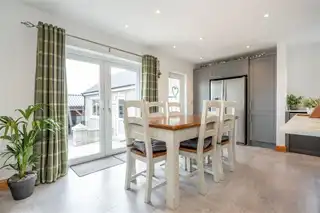 22 Hollybank ParkImage 16