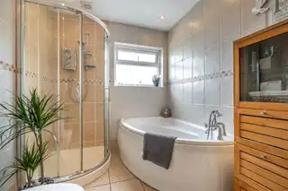 22 Hollybank ParkImage 21