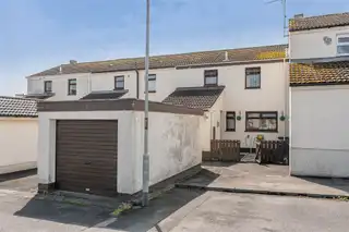 66 TemplemoyleImage 3