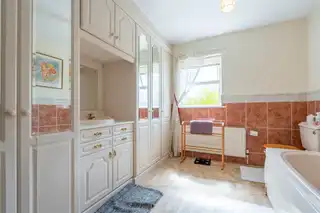 8 Woodcroft RiseImage 36