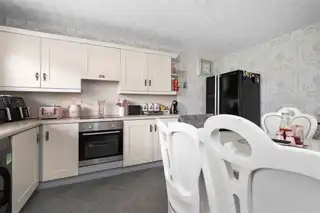 63 ThornbrookeImage 13