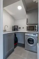 1 The HolliesImage 18