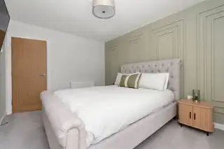 1 The HolliesImage 24