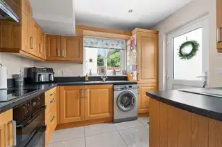 25 Tullymore ParkImage 12