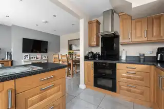 25 Tullymore ParkImage 15