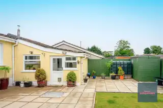13 Wood Green AvenueImage 17