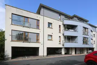 Image 1 for 17 Shaftesbury Drive