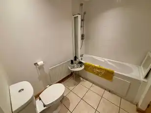 17 Shaftesbury DriveImage 14