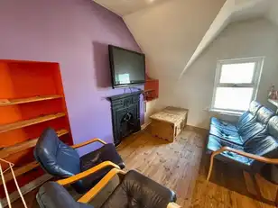 23C Dufferin AvenueImage 3