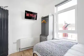 Room 4, 9 Frank StreetImage 6