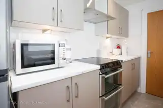 55 Bloomfield AvenueImage 10