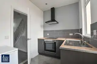 833 Crumlin RoadImage 6