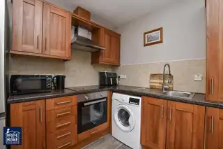 6 Lesley LodgeImage 17