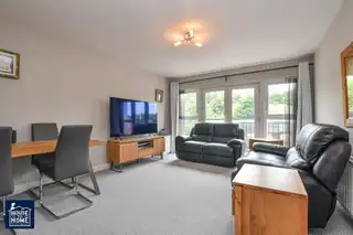 6 Lesley LodgeImage 11