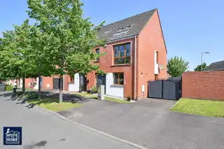 9 Dunmore PlaceImage 2