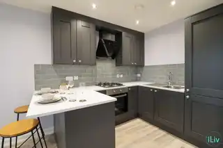 701 56 King StreetImage 3