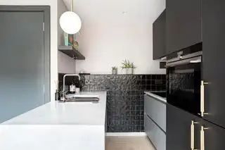 17 14 Montgomery StreetImage 5