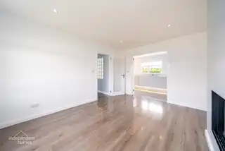 8 Kylemore GardensImage 6