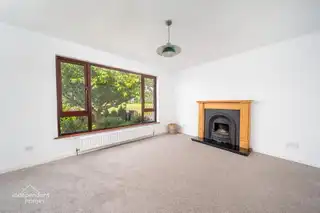 70 Greenland CrescentImage 3