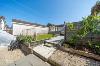 70 Greenland CrescentImage 12