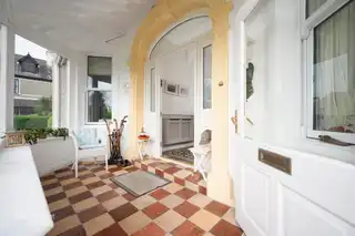 17 Tower RoadImage 7