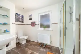 9 Croft ManorImage 9