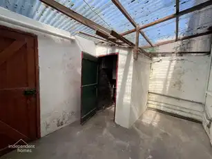 25 Bank RoadImage 6