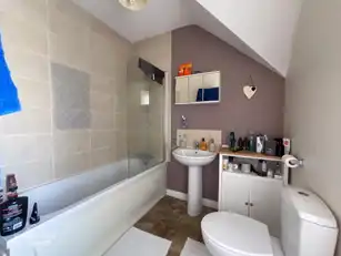 7 Bay Road ManorImage 6