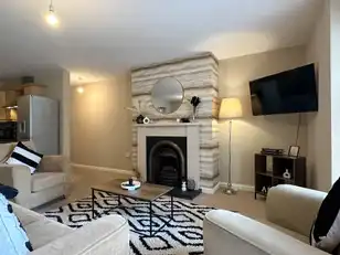 Apt 35 Cloonavin GreenImage 6