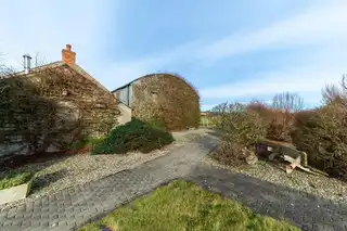 Barr Hall BarnsImage 73