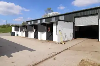 C.10 Ac & 27 Stables, Drumralla StablesImage 43