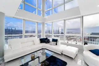 2509 Obel TowerImage 10