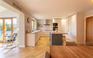 7B Bryansburn GardensImage 9