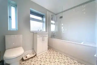 338 Holywood RoadImage 17