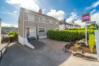 Image 1 for 53 Newtownards Road