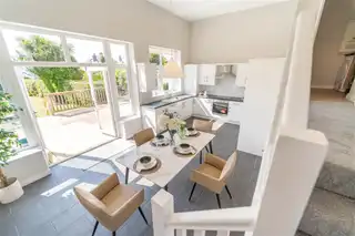 46 Ashley GardensImage 10