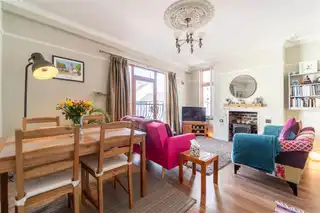 52 Holborn AvenueImage 7