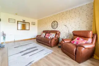 2 Forthill ParradeImage 7