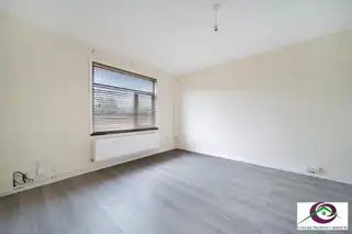 8 Rosemount GardensImage 12