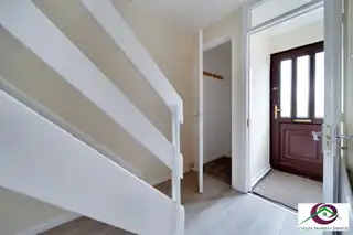 8 Rosemount GardensImage 7