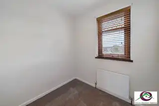 8 Rosemount GardensImage 33