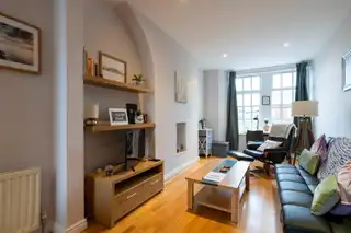 6 2A Belgravia AvenueImage 3