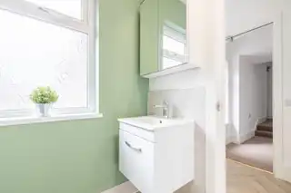 Woodcot AvenueImage 12