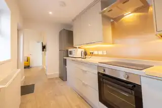 Woodcot AvenueImage 7